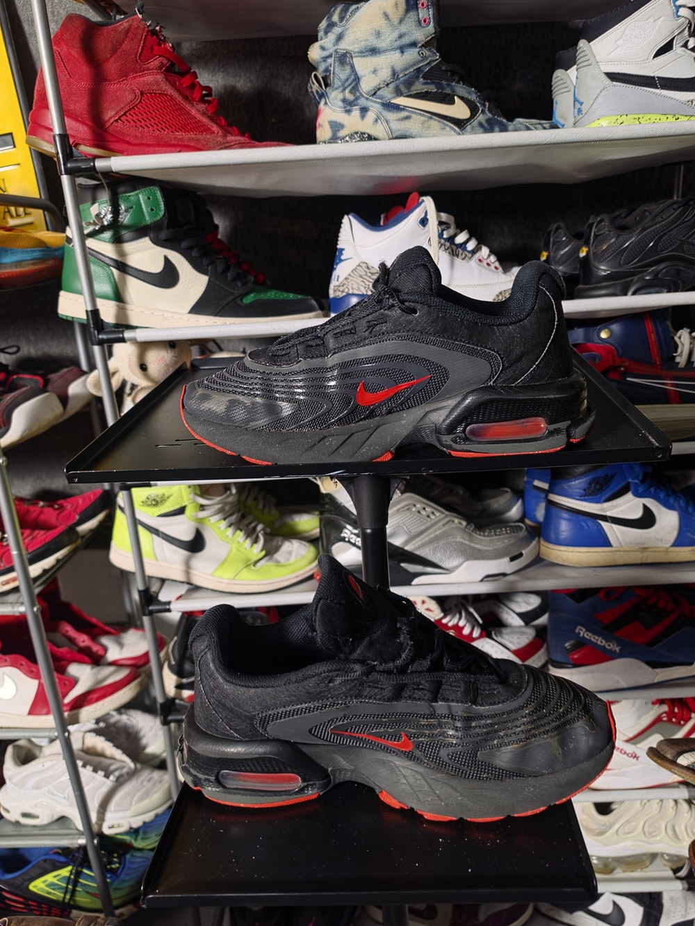 🔥 Nike Air Max Fire Black and Orange Men’s Size 8 Athletic Shoes
